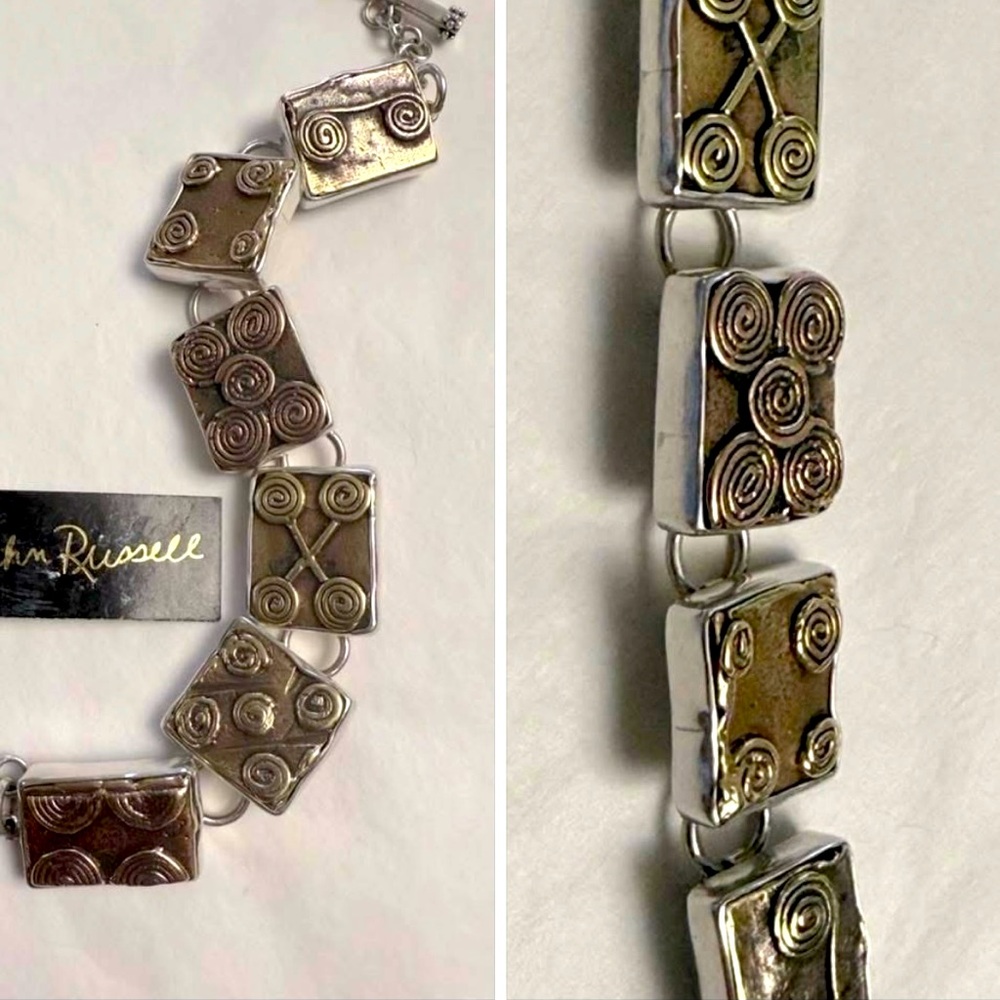 🔴 Amy Kahn Russell toggle bracelet